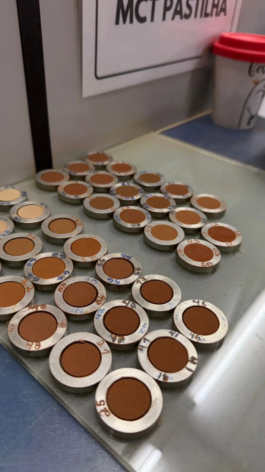 Pastilhas de solo para classificação MCT