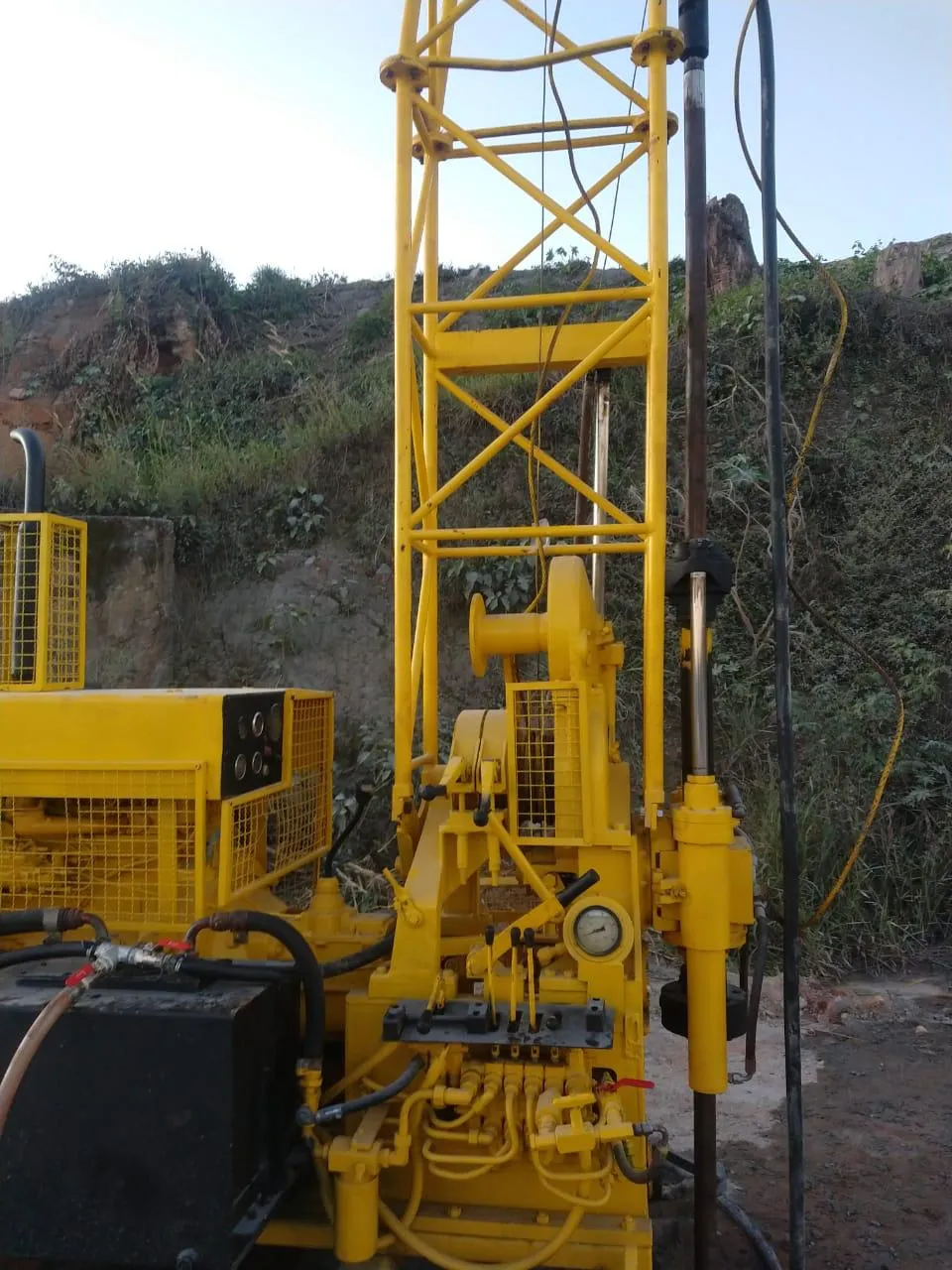 Sonda mista instalada em encosta